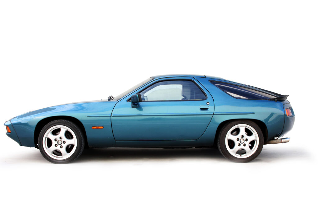 Porsche 928 001